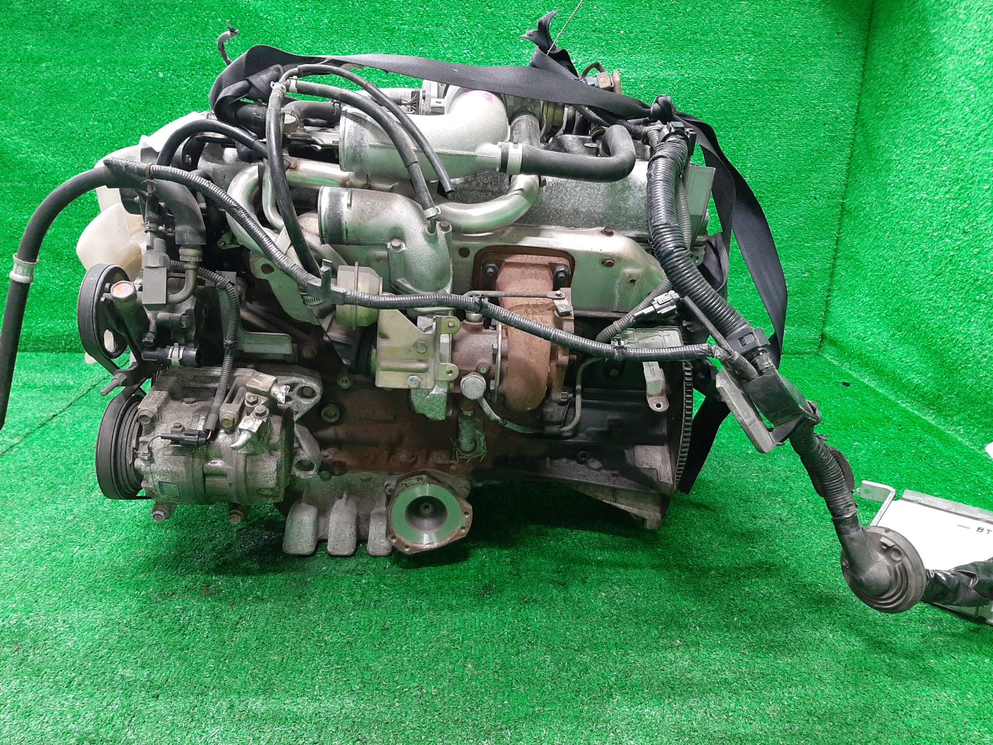 Двигатель NISSAN CEDRIC, GLORIA ENY34 RB25DET NEO 4 ракурс