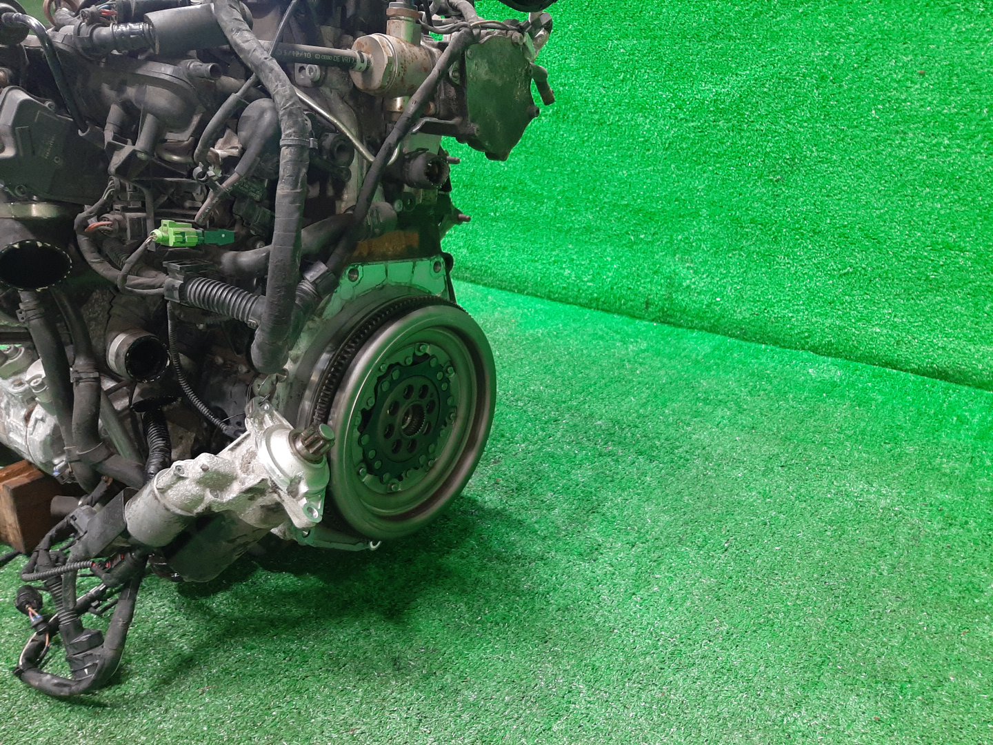 Двигатель VOLKSWAGEN SCIROCCO, GOLF, PASSAT CC, TIGUAN, EOS, PASSAT 137, 5K1, 517, 358, 5N1, 5N2, 1F, 3CCCZF, 362, 365 CCZB 210HP 5 ракурс