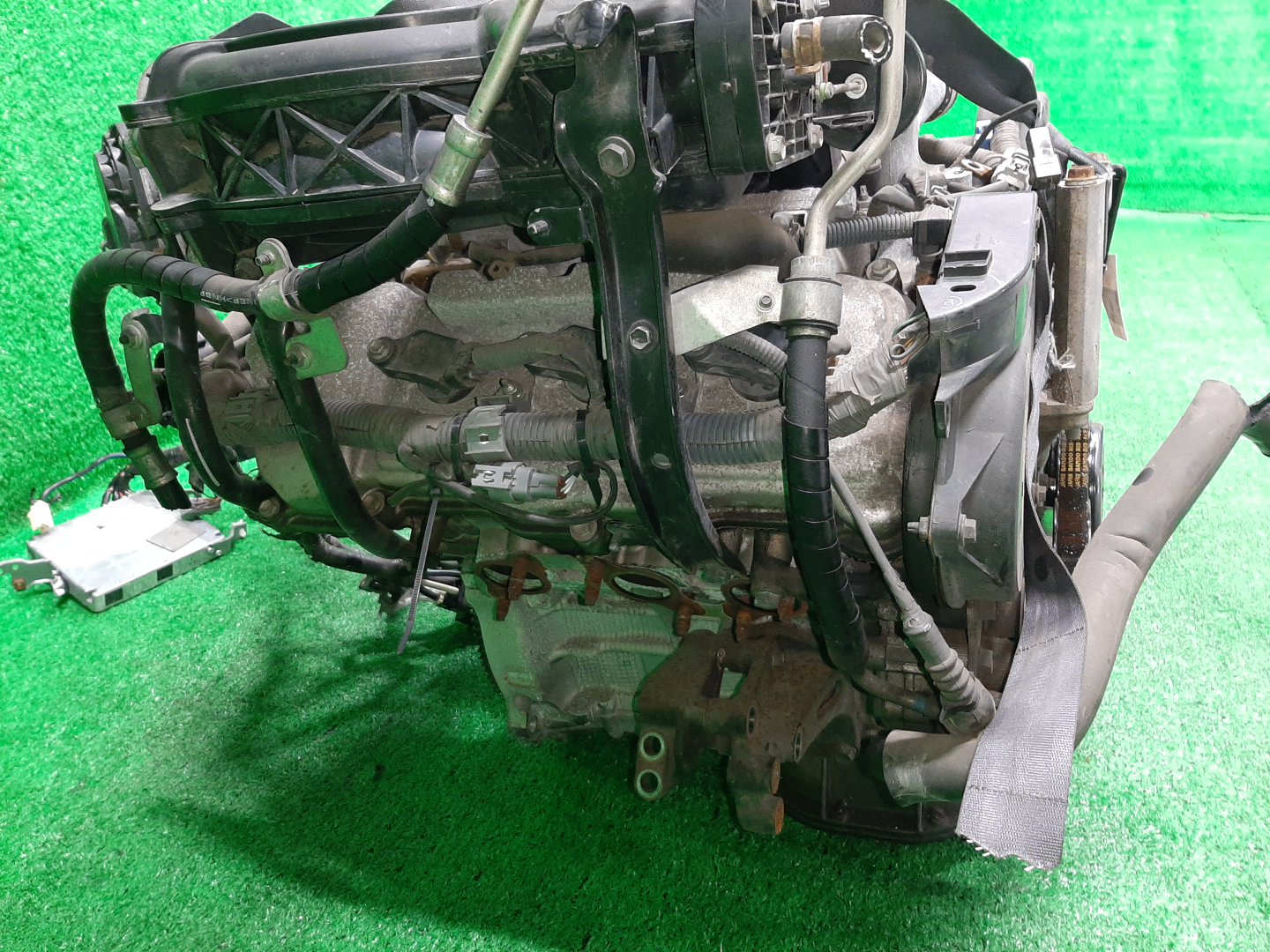 Двигатель TOYOTA ALPHARD MNH15W 1MZ-FE 2MOD 3 ракурс Двигатель TOYOTA ALPHARD MNH15W 1MZ-FE 2MOD 3 ракурс