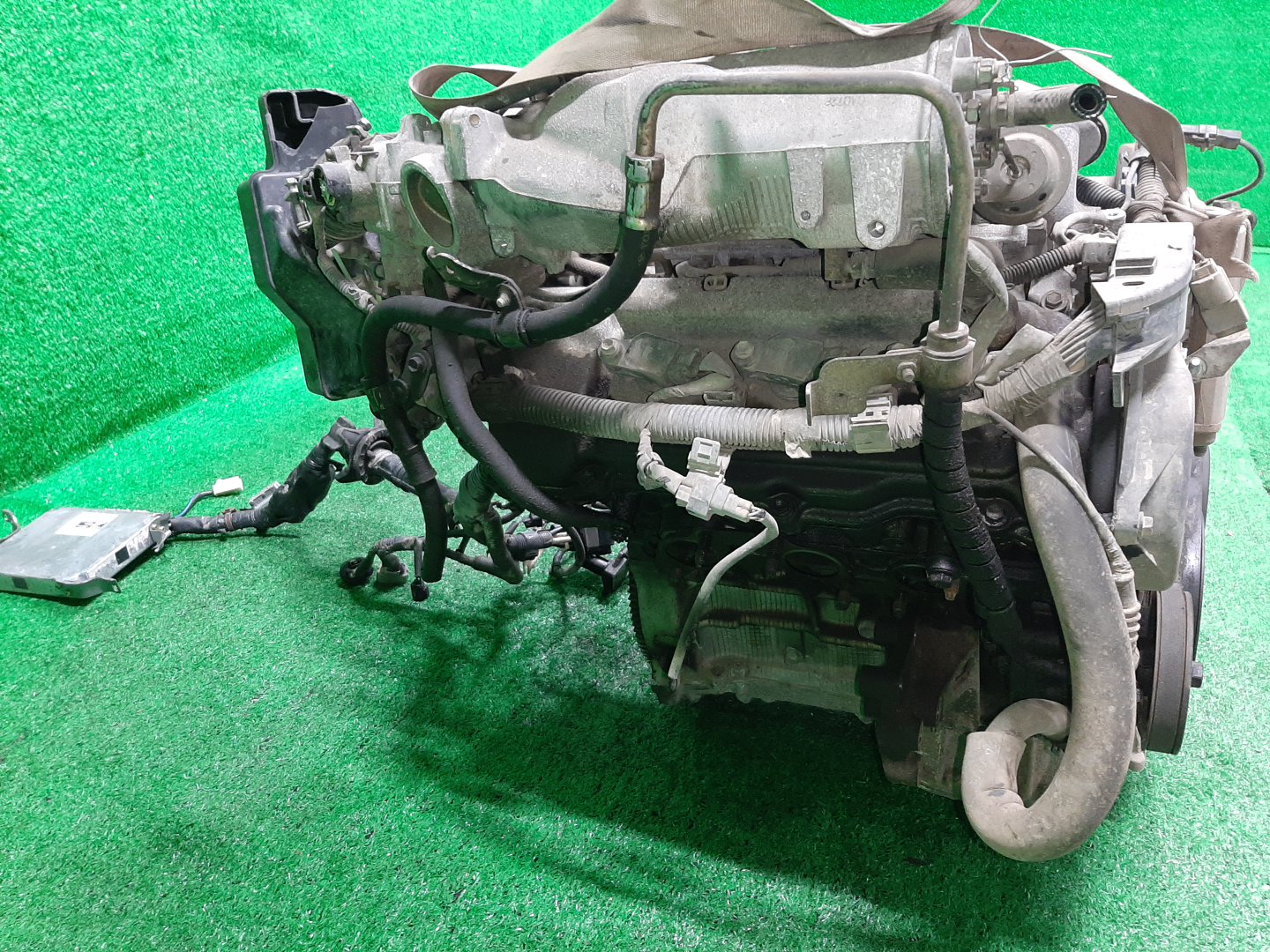 Двигатель TOYOTA ALPHARD MNH15W 1MZ-FE 1MOD 3 ракурс Двигатель TOYOTA ALPHARD MNH15W 1MZ-FE 1MOD 3 ракурс