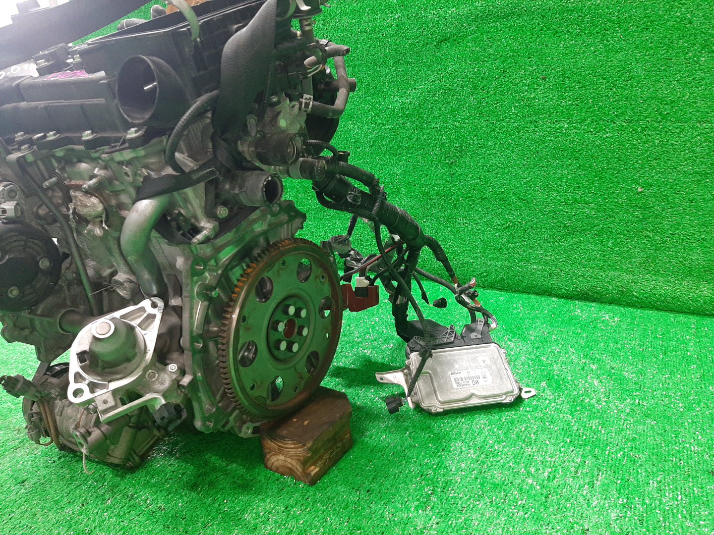 Двигатель TOYOTA VITZ KSP130 1KR-FE 2MOD 5 ракурс