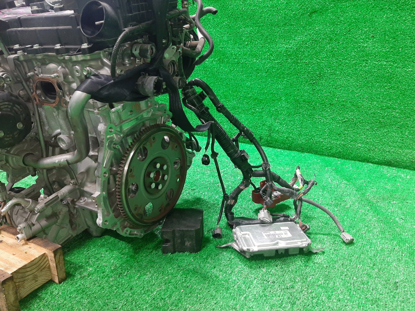 Двигатель TOYOTA VITZ KSP130 1KR-FE 2MOD 5 ракурс