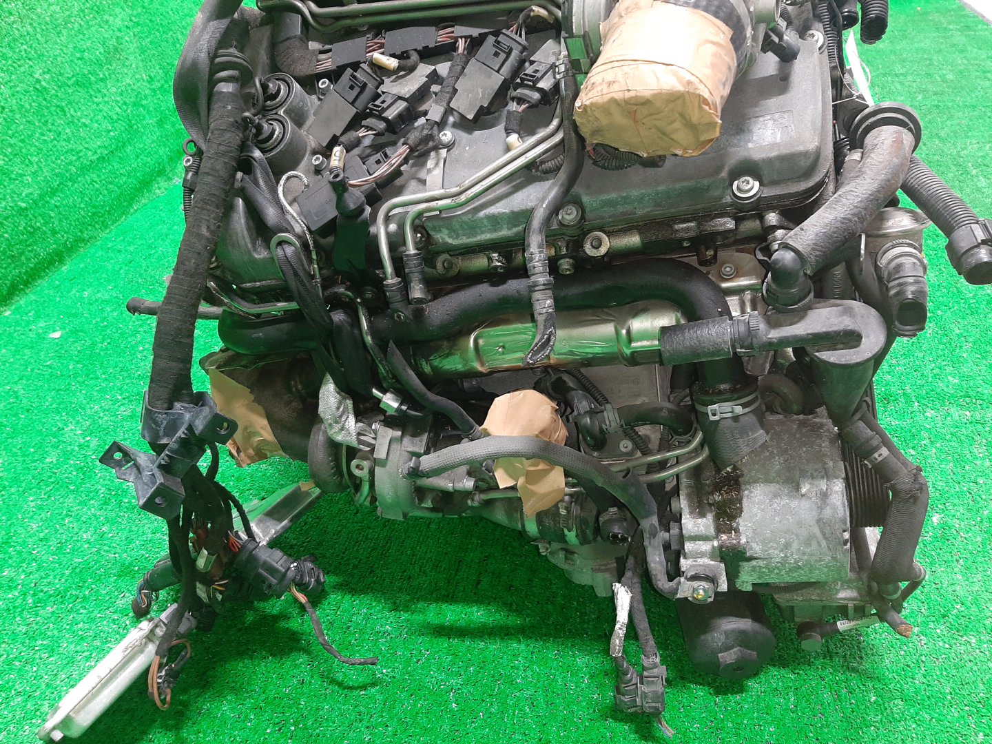 Двигатель BENTLEY FLYING SPUR, CONTINENTAL GT 3W2, 3W3, 3W4, 3W7, 394, 3W8, 393 BWRA 610HP 3 ракурс