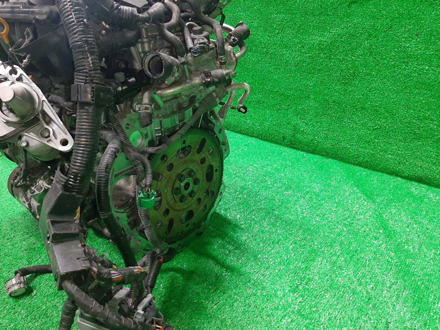 Двигатель NISSAN LANDY, SERENA SC25, CC25, C25 MR20DE 389888A 5 ракурс