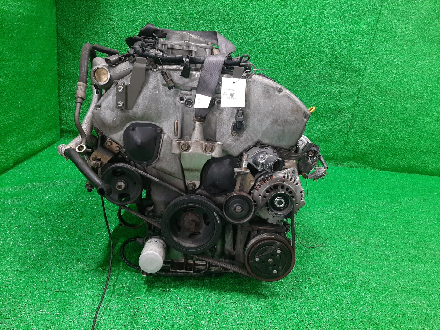 Двигатель NISSAN CEFIRO A32 VQ20DE 150138A 2 ракурс Двигатель NISSAN CEFIRO A32 VQ20DE 150138A 2 ракурс