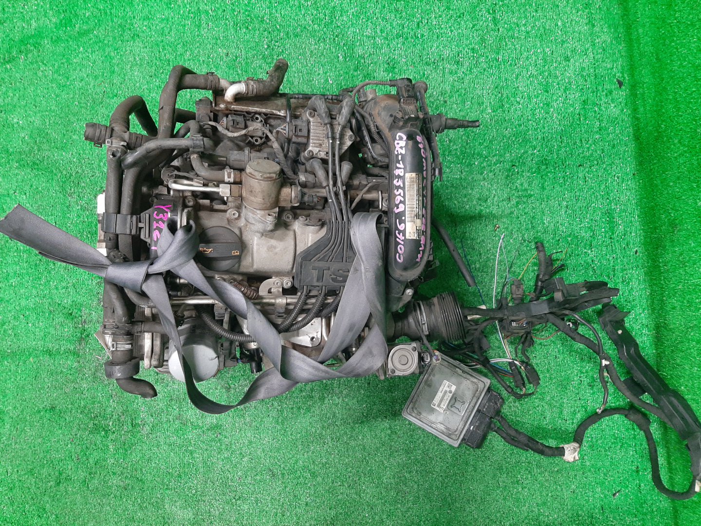 Двигатель VOLKSWAGEN TOURAN, BEETLE, GOLF, GOLF PLUS, POLO 1T3, 5C1, 5K1, MK6, 5M1, 6R1 CBZB, CBZ 185569 1 ракурс