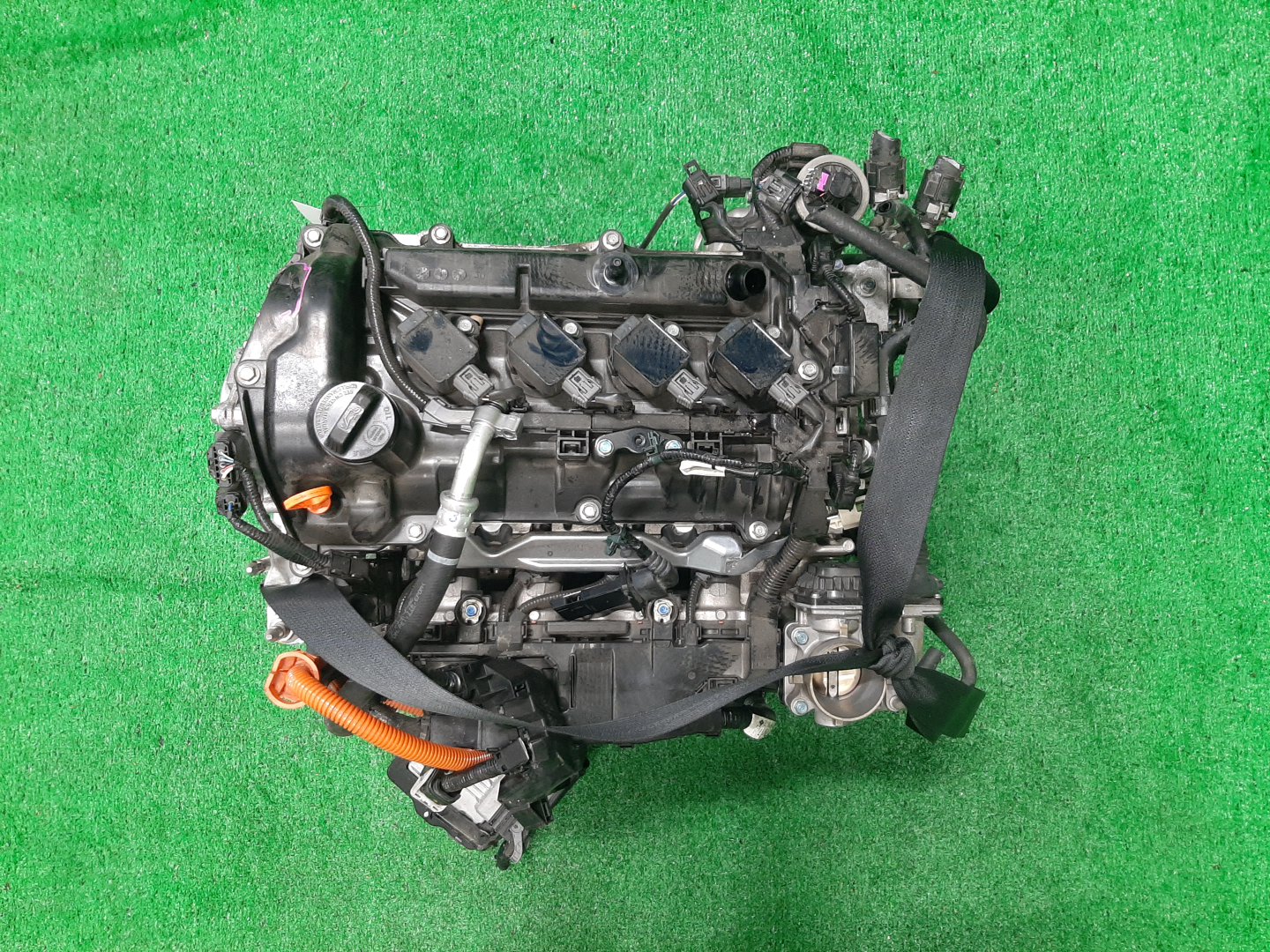 Двигатель HONDA VEZEL RV5 LEC 1097835 1 ракурс