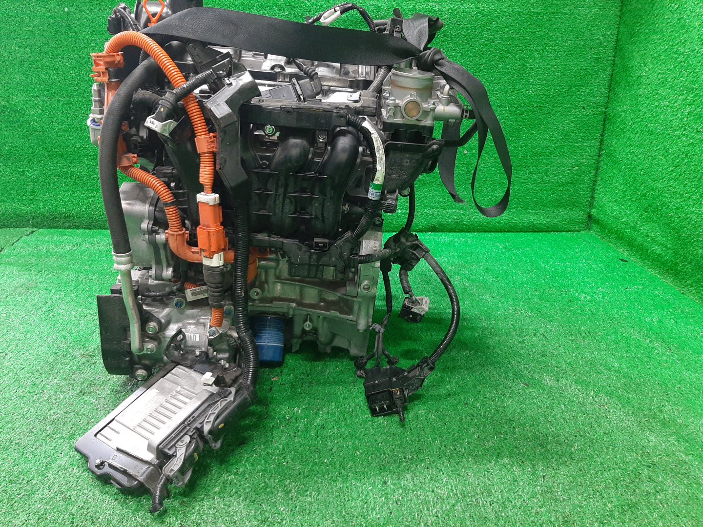 Двигатель HONDA VEZEL RV5 LEC 1097835 4 ракурс