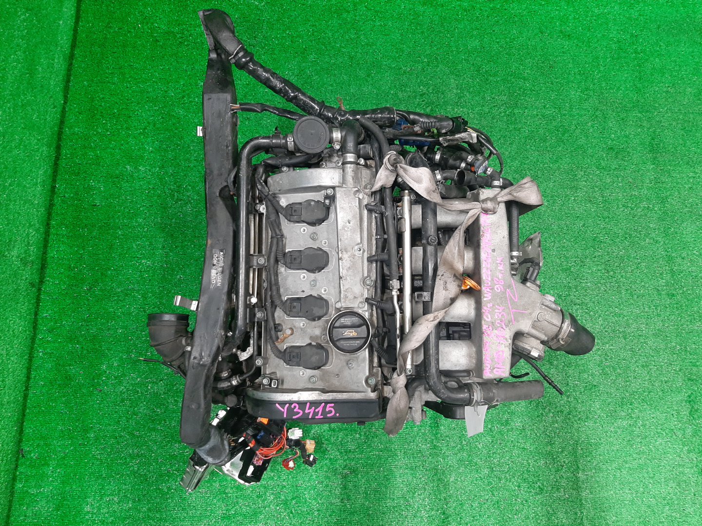 Двигатель AUDI A4 8EAMBF, 8HE, 8H7, 8E5, 8EC, B6 AMB 110234 1 ракурс Двигатель AUDI A4 8EAMBF, 8HE, 8H7, 8E5, 8EC, B6 AMB 110234 1 ракурс