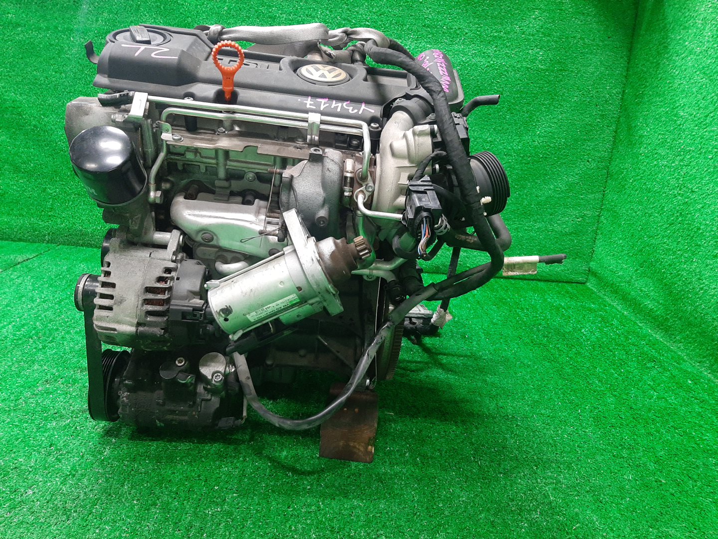 Двигатель VOLKSWAGEN GOLF, JETTA, GOLF PLUS, PASSAT, A1 1F, 5K1, MK6, MK5, 1K5, 1K1, A5, 1K2, 5M1, 3CCAX, 3C2, 3C, B6, 3C5, 362, 365, B7, 8X1 CAXA, CAX 572867 4 ракурс