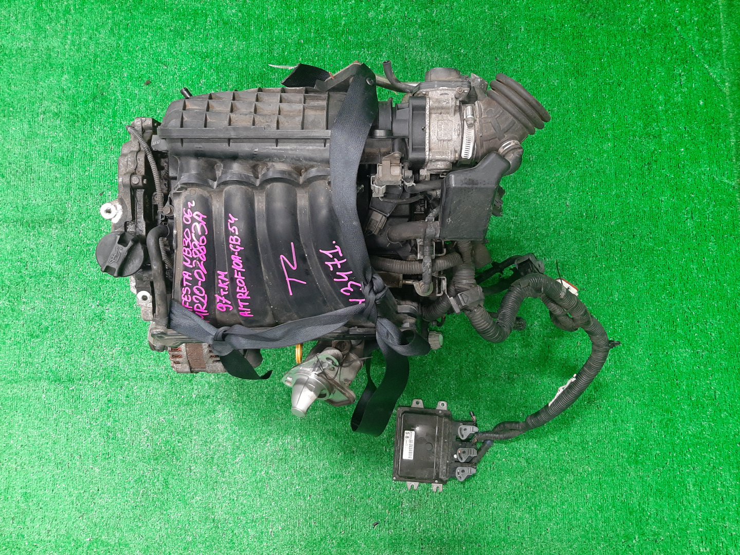 Двигатель NISSAN LAFESTA NB30 MR20DE 028863A 1 ракурс