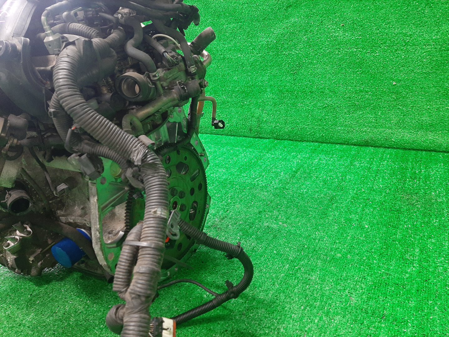 Двигатель NISSAN LAFESTA NB30 MR20DE 028863A 5 ракурс