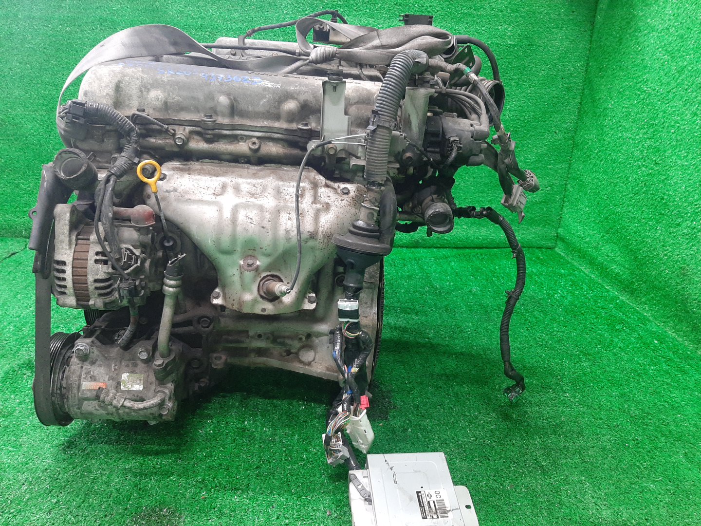 Двигатель NISSAN SERENA PC24 SR20DE 437362B 4 ракурс