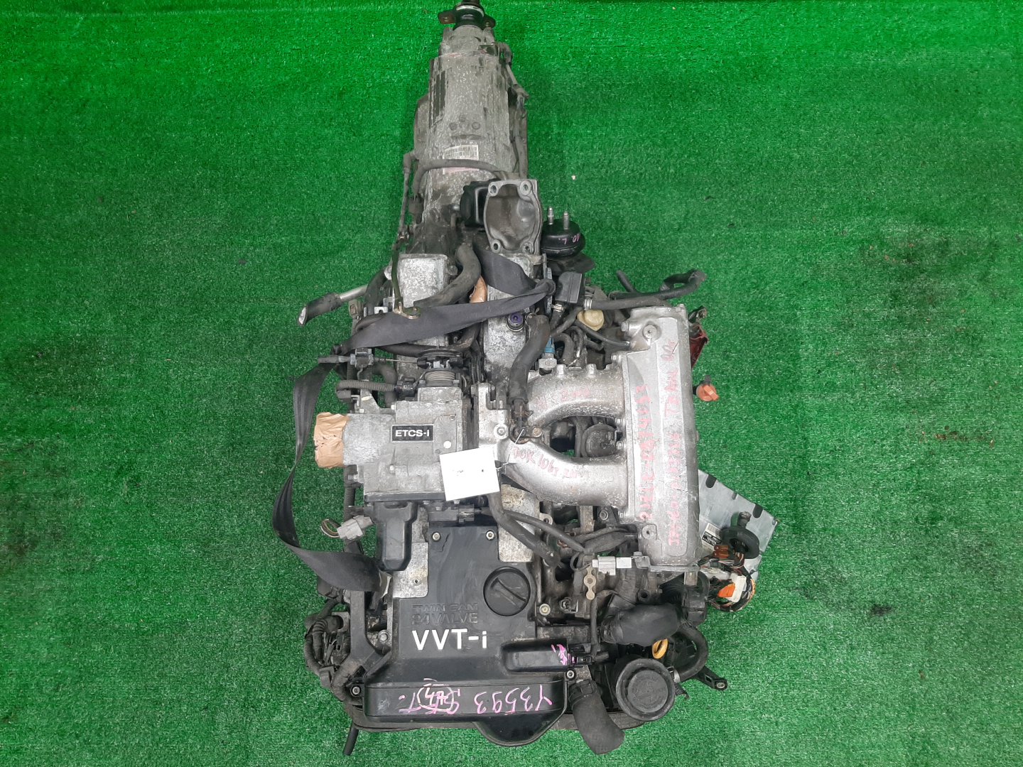 Двигатель TOYOTA ARISTO JZS160 2JZ-GE SET 1 ракурс