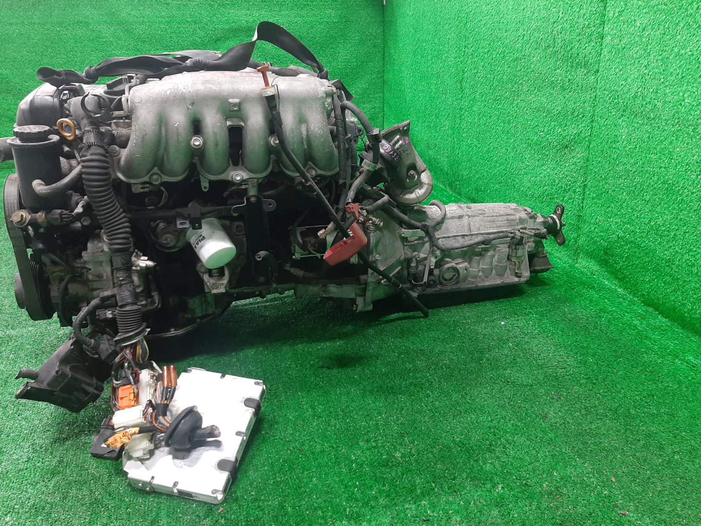 Двигатель TOYOTA ARISTO JZS160 2JZ-GE SET 4 ракурс