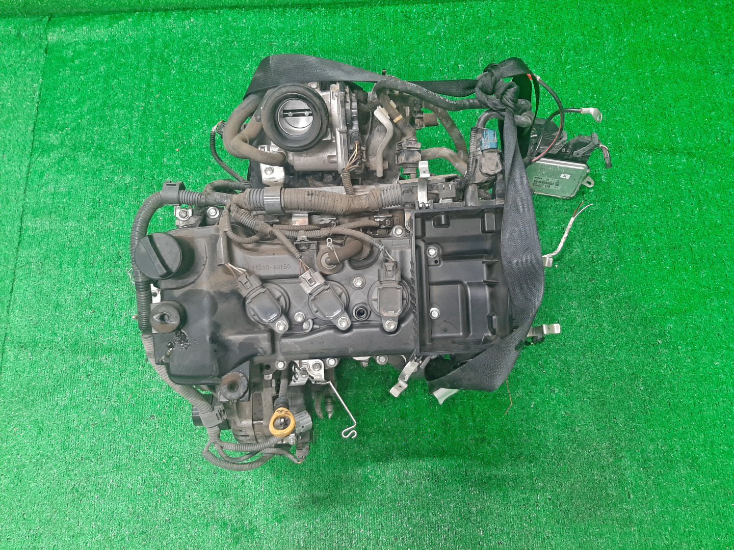 Двигатель TOYOTA VITZ KSP130 1KR-FE 2MOD 1 ракурс
