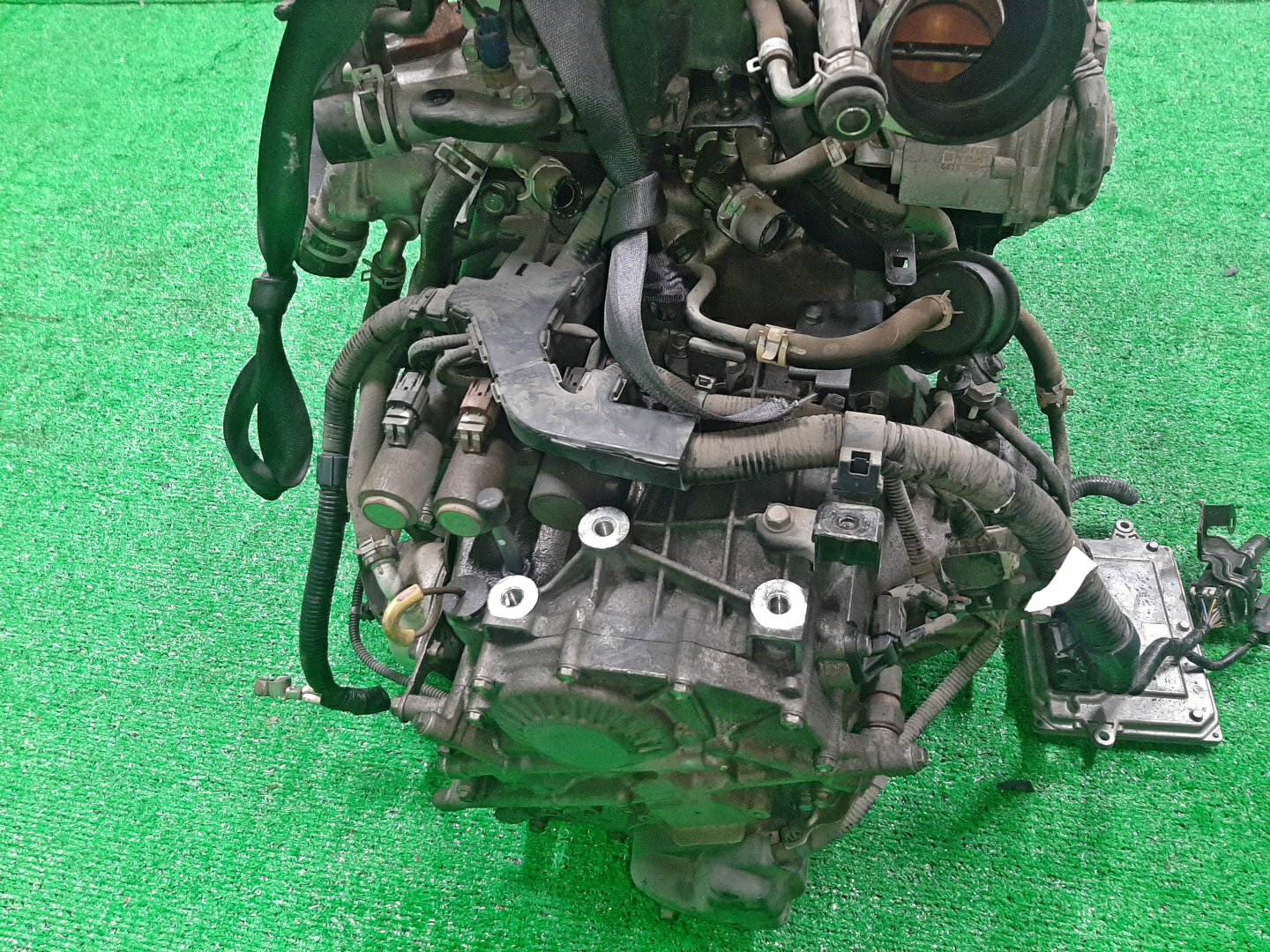 Двигатель HONDA CIVIC FD1 R18A SET 5 ракурс