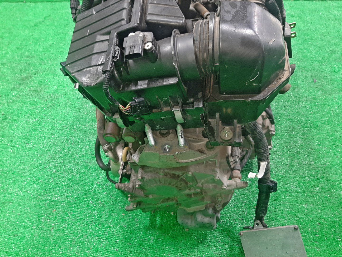 Двигатель HONDA CIVIC FD1 R18A SET 5 ракурс