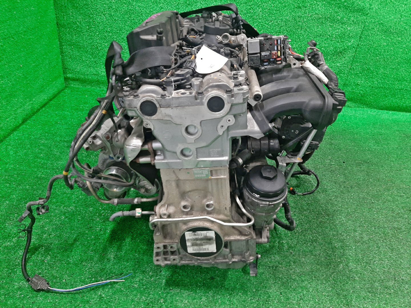 Двигатель VOLVO V60, S60, XC70, V70, XC60, S80 FW90, FS90, BZ90, BW90, DZ99, DZ90, AS60 B6304T4 03101011035 2 ракурс