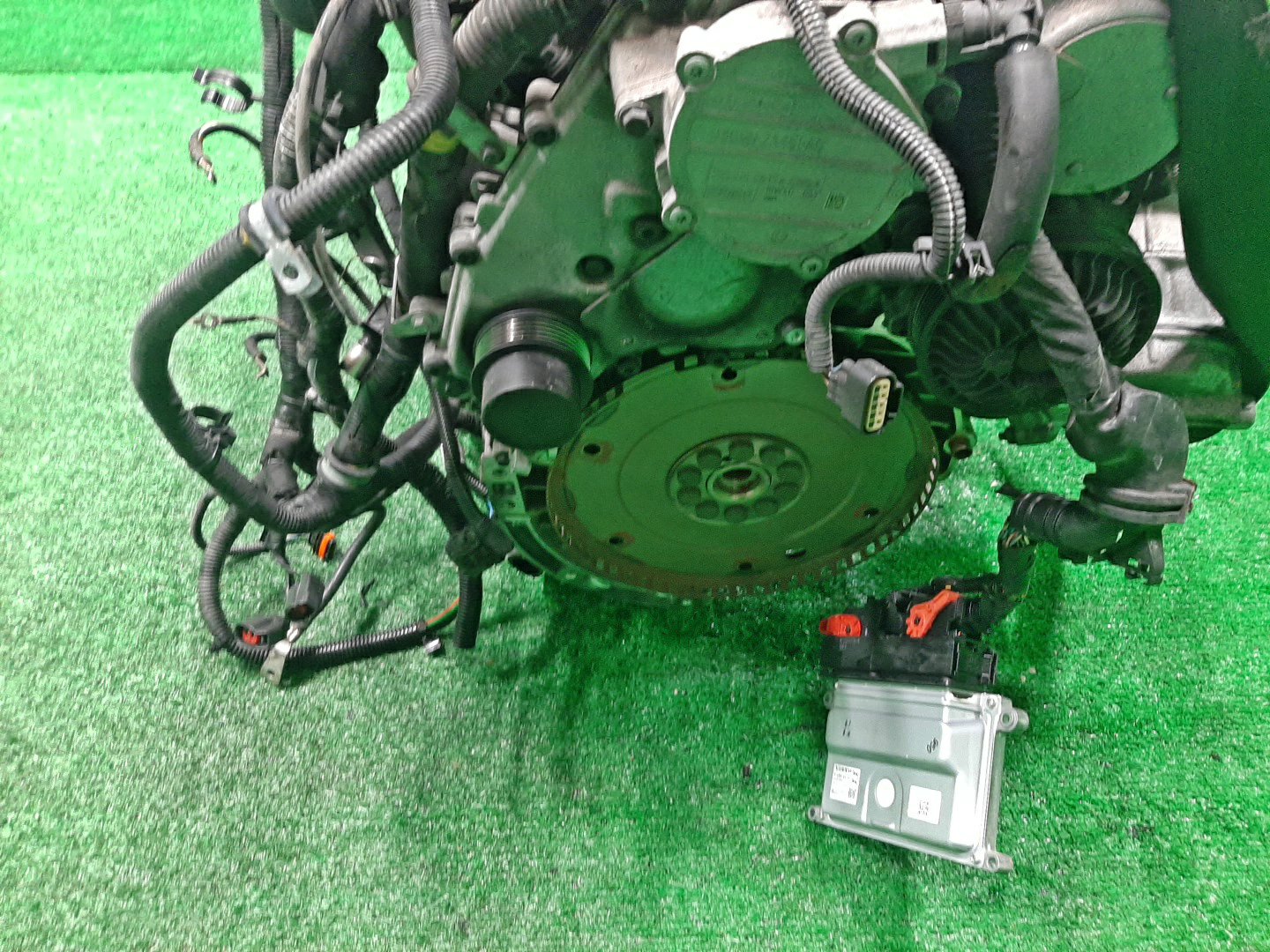Двигатель VOLVO V60, S60, XC70, V70, XC60, S80 FW90, FS90, BZ90, BW90, DZ99, DZ90, AS60 B6304T4 03101011035 5 ракурс