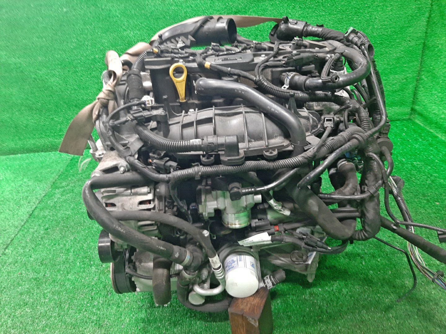 Двигатель VOLVO V60, S60, V40, V70, S80 FW48, FS48, MV48, BW48, AS B4164T 1133785 3 ракурс