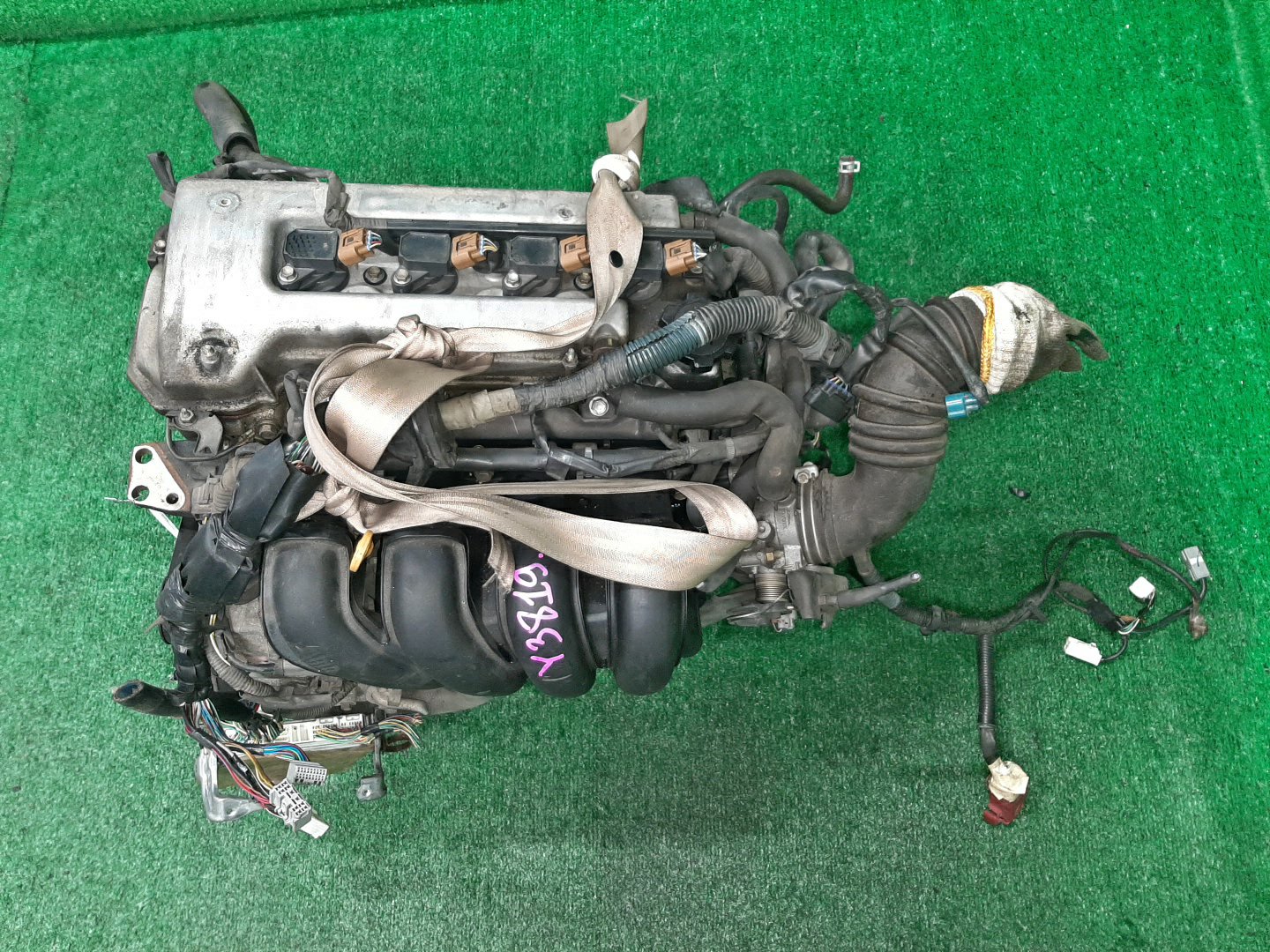Двигатель TOYOTA COROLLA FIELDER ZZE122G 1ZZ-FE MEX 1 ракурс