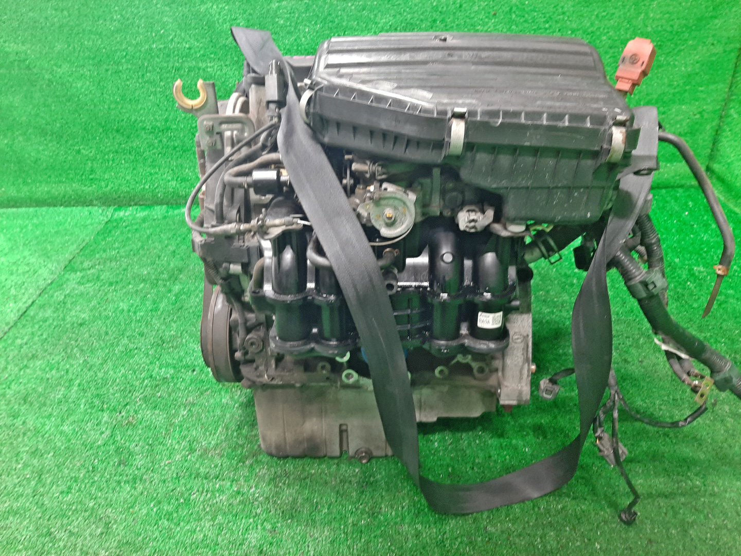 Двигатель HONDA CIVIC, STREAM, EDIX, CIVIC FERIO EU3, ES3, EU4, ET2, EN2, RN2, RN1, BE1, BE2 D17A 4006837 3 ракурс