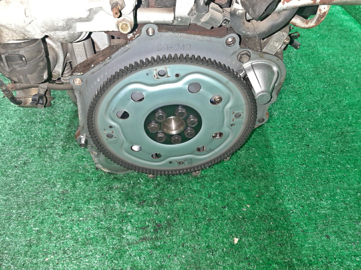 Двигатель MITSUBISHI DION CR5W 4G93T MR578557 5 ракурс