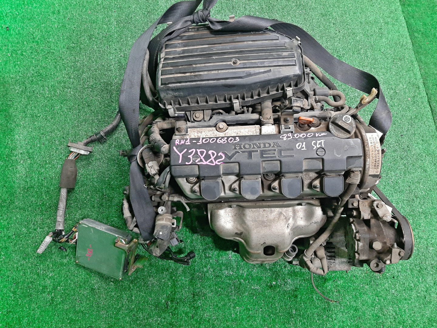 Двигатель HONDA CIVIC, STREAM, EDIX, CIVIC FERIO EU3, ES3, EU4, ET2, EN2, RN2, RN1, BE1, BE2 D17A 2007983 1 ракурс