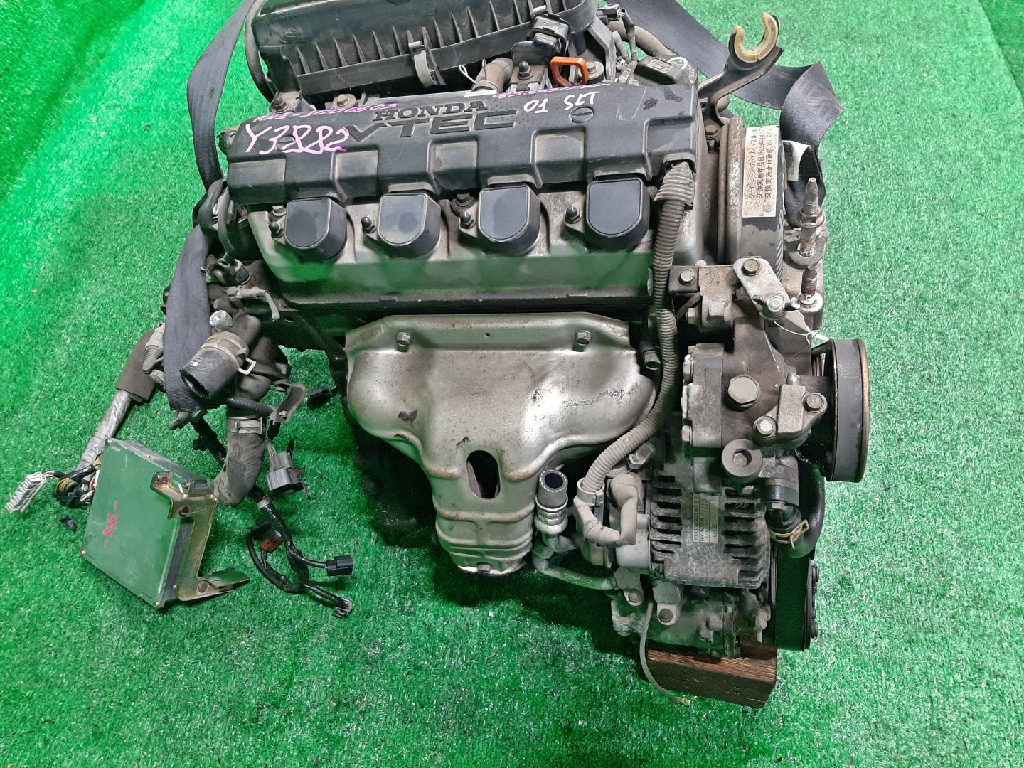 Двигатель HONDA CIVIC, STREAM, EDIX, CIVIC FERIO EU3, ES3, EU4, ET2, EN2, RN2, RN1, BE1, BE2 D17A 2007983 4 ракурс