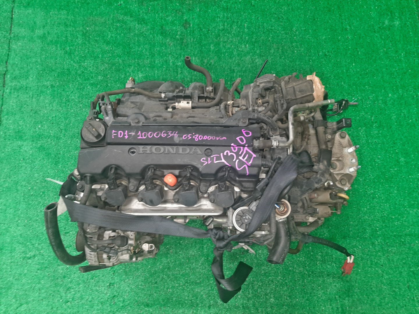 Двигатель HONDA CIVIC FD1 R18A SET 1 ракурс