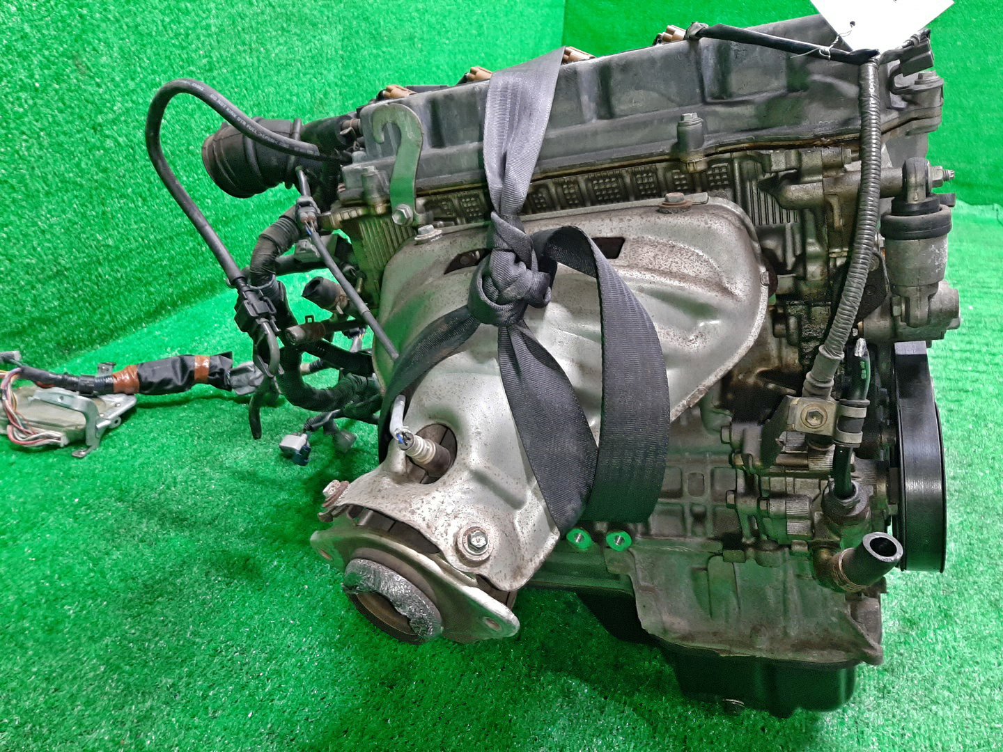 Двигатель TOYOTA VOLTZ ZZE136 1ZZ-FE MEX 4 ракурс