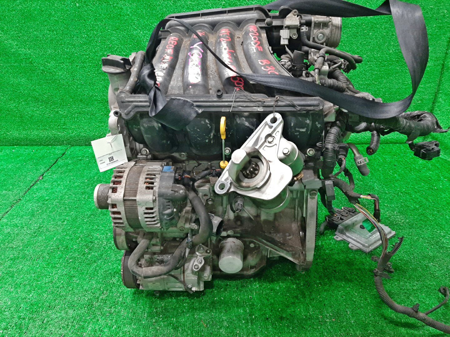 Двигатель NISSAN LAFESTA B30 MR20DE 033589B 3 ракурс