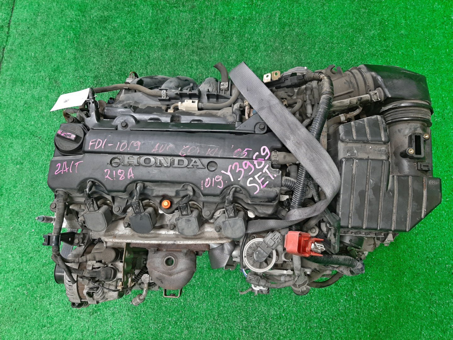 Двигатель HONDA CIVIC FD1 R18A SET 1 ракурс