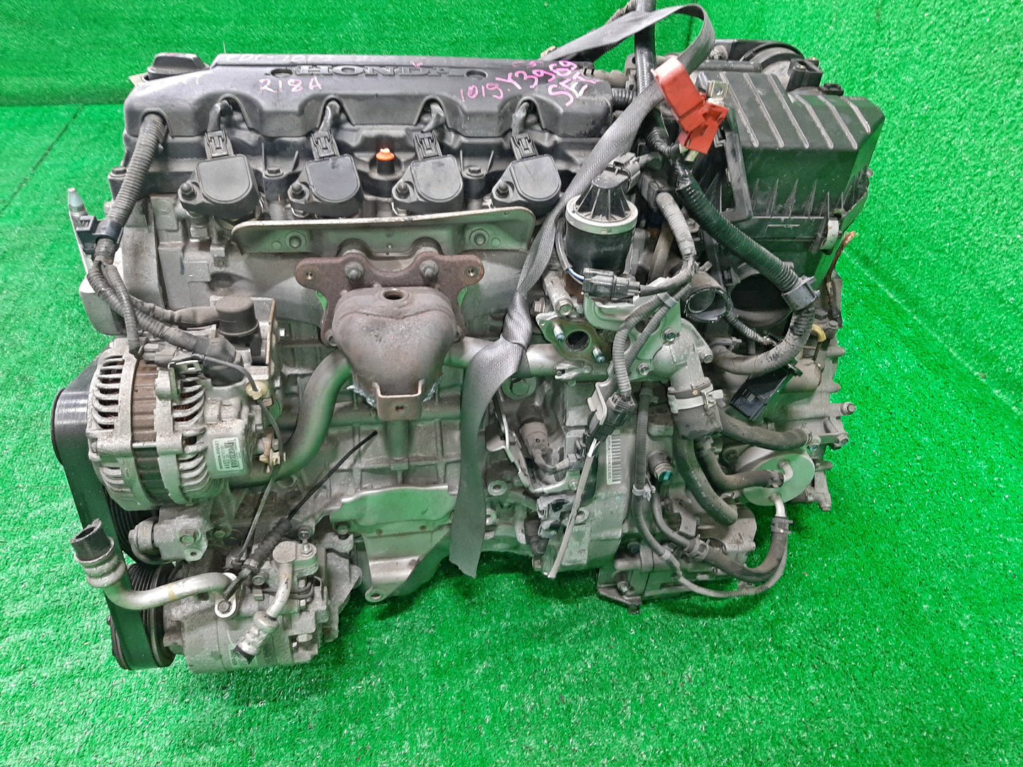 Двигатель HONDA CIVIC FD1 R18A SET 3 ракурс