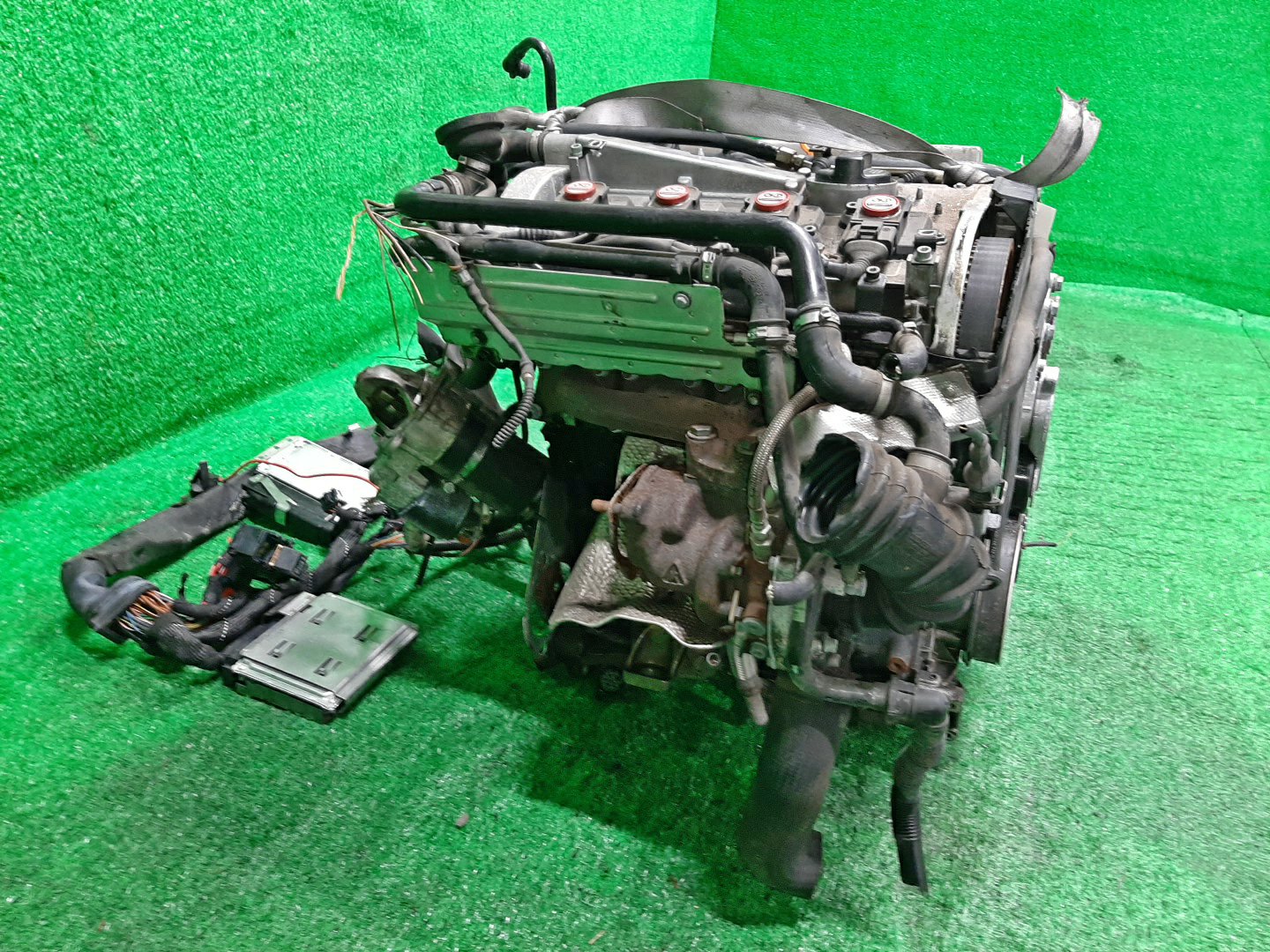 Двигатель AUDI A4 8EAMBF, 8HE, 8H7, 8E5, 8EC, B6 AMB 117265 3 ракурс Двигатель AUDI A4 8EAMBF, 8HE, 8H7, 8E5, 8EC, B6 AMB 117265 3 ракурс