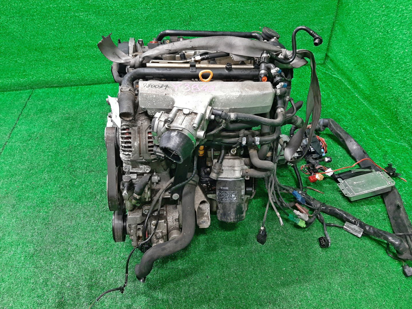 Двигатель AUDI A4 8EAMBF, 8HE, 8H7, 8E5, 8EC, B6 AMB 117265 4 ракурс Двигатель AUDI A4 8EAMBF, 8HE, 8H7, 8E5, 8EC, B6 AMB 117265 4 ракурс