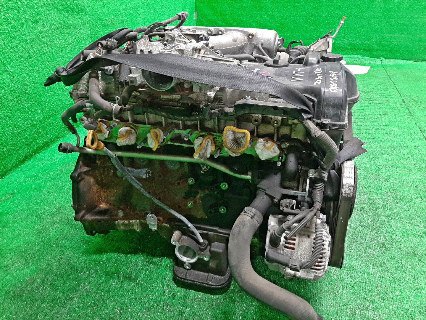 Двигатель TOYOTA PROGRES JCG15 1JZ-GE VVTI 3 ракурс