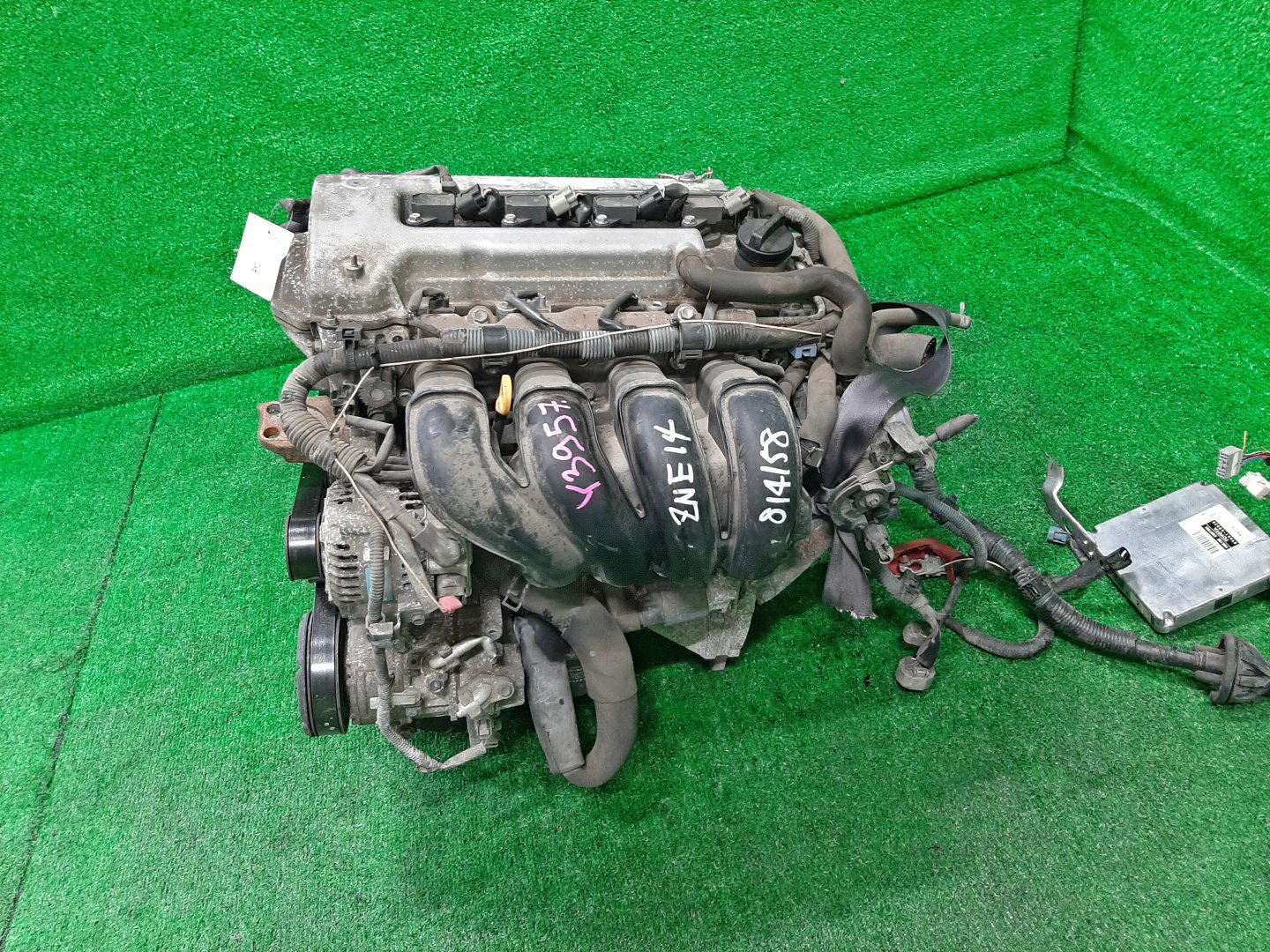 Двигатель TOYOTA COROLLA, PREMIO, COROLLA SPACIO, WISH, ALLION, COROLLA FIELDER, ALLEX, COROLLA RUNX, WILL VS ZZE124, ZZT245, ZZE124N, ZNE14G, ZZE124G, ZZE129 1ZZ-FE MEX 4 ракурс