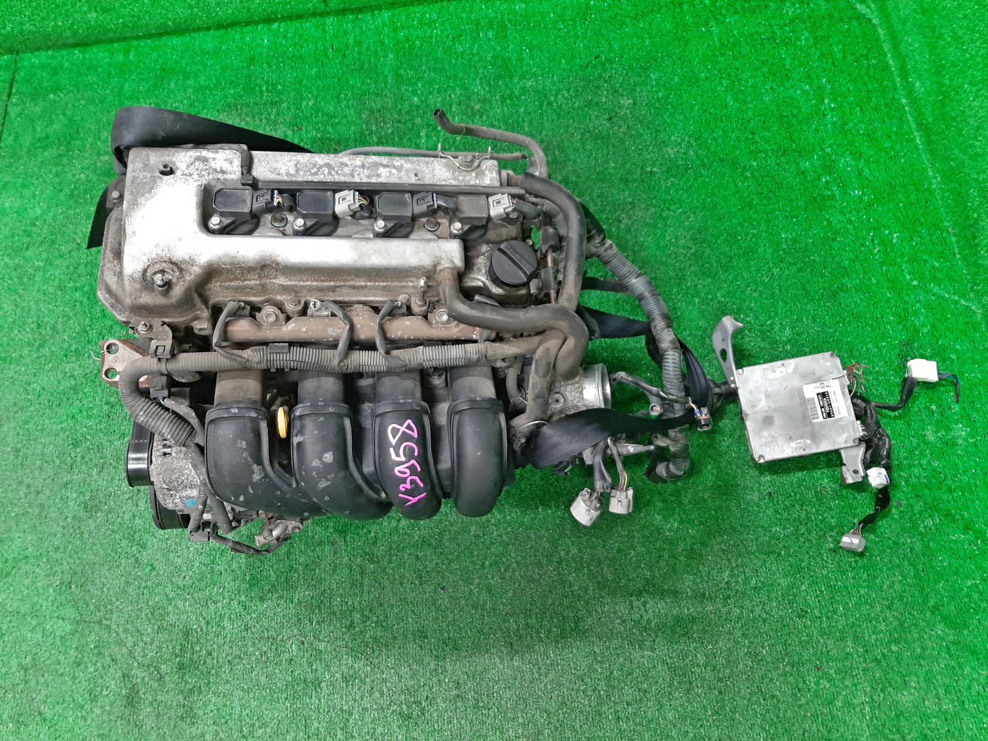 Двигатель TOYOTA COROLLA, PREMIO, COROLLA SPACIO, WISH, ALLION, COROLLA FIELDER, ALLEX, COROLLA RUNX, WILL VS ZZE124, ZZT245, ZZE124N, ZNE14G, ZZE124G, ZZE129 1ZZ-FE MEX 1 ракурс