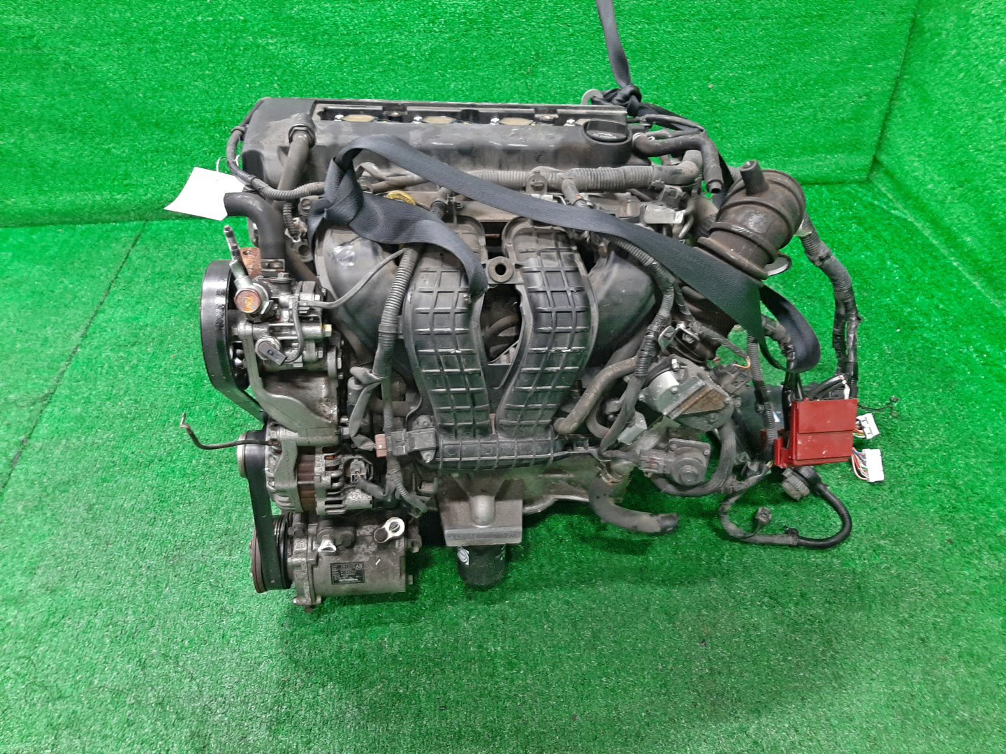 Двигатель MITSUBISHI ASX, LANCER, OUTLANDER, DELICA D5, GALANT FORTIS GA2W, CX4A, CY4A, CW4W, GF7W, CV4W 4B11 AX8984 4 ракурс