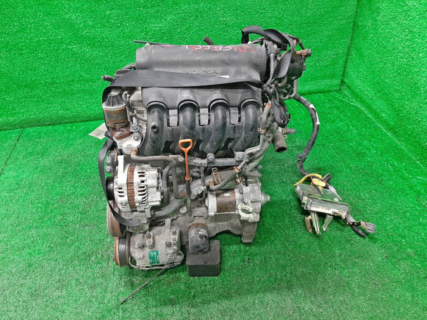 Двигатель HONDA AIRWAVE GJ1, GJ2 L15A VTEC 4 ракурс