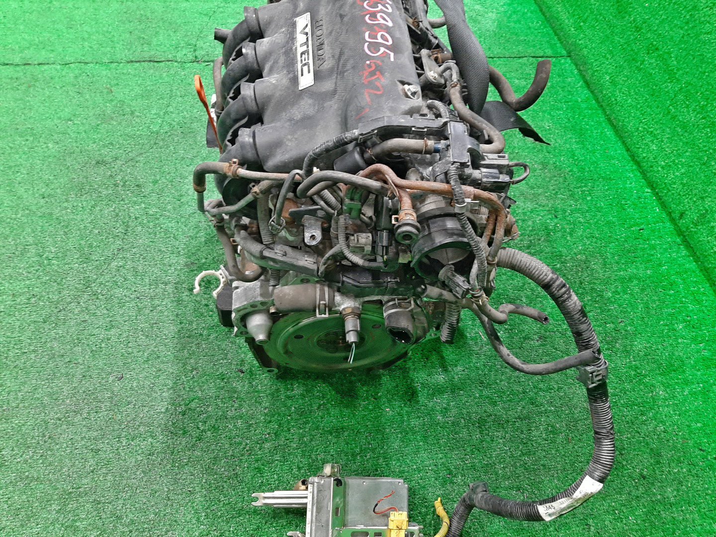 Двигатель HONDA AIRWAVE GJ1, GJ2 L15A VTEC 5 ракурс