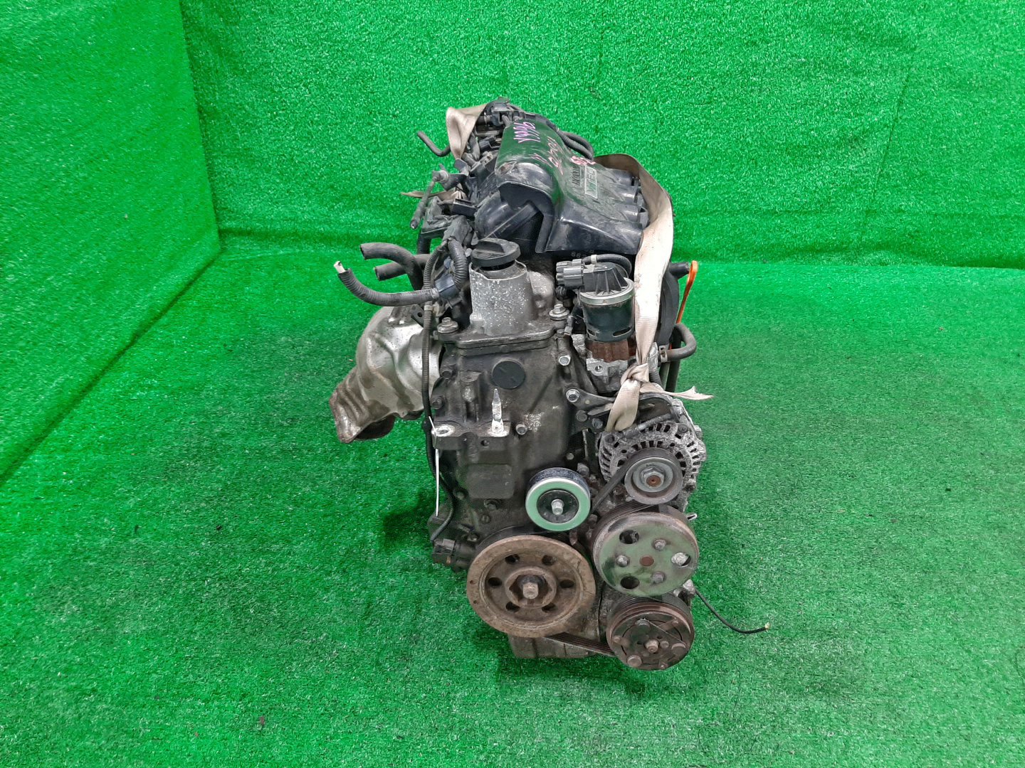Двигатель HONDA AIRWAVE GJ1, GJ2 L15A VTEC 2 ракурс