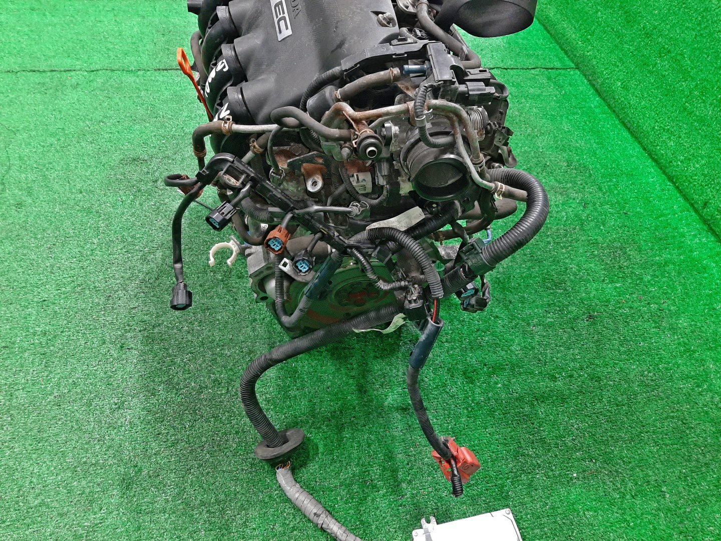 Двигатель HONDA AIRWAVE GJ1, GJ2 L15A VTEC 5 ракурс