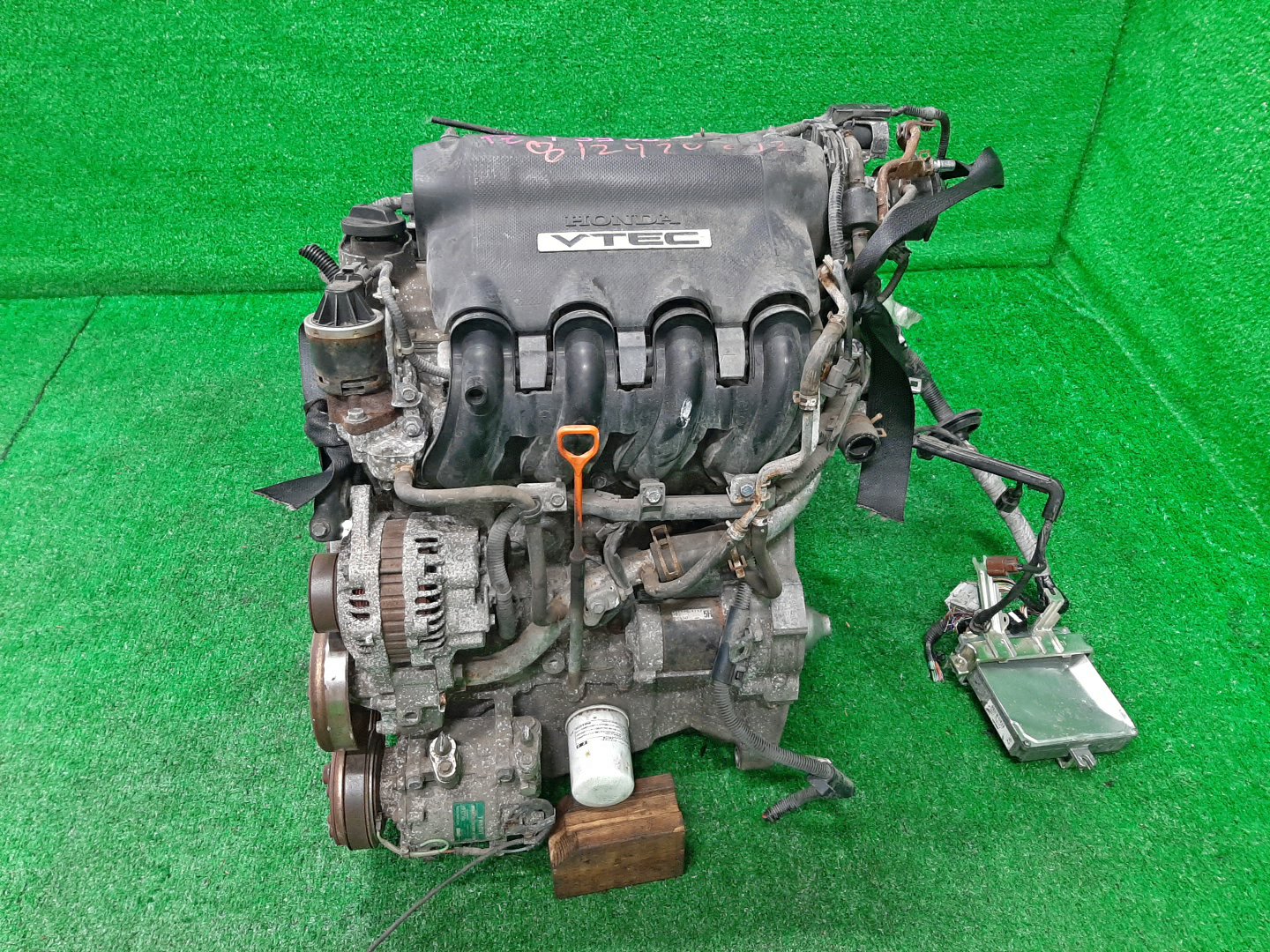 Двигатель HONDA AIRWAVE GJ1, GJ2 L15A VTEC 4 ракурс