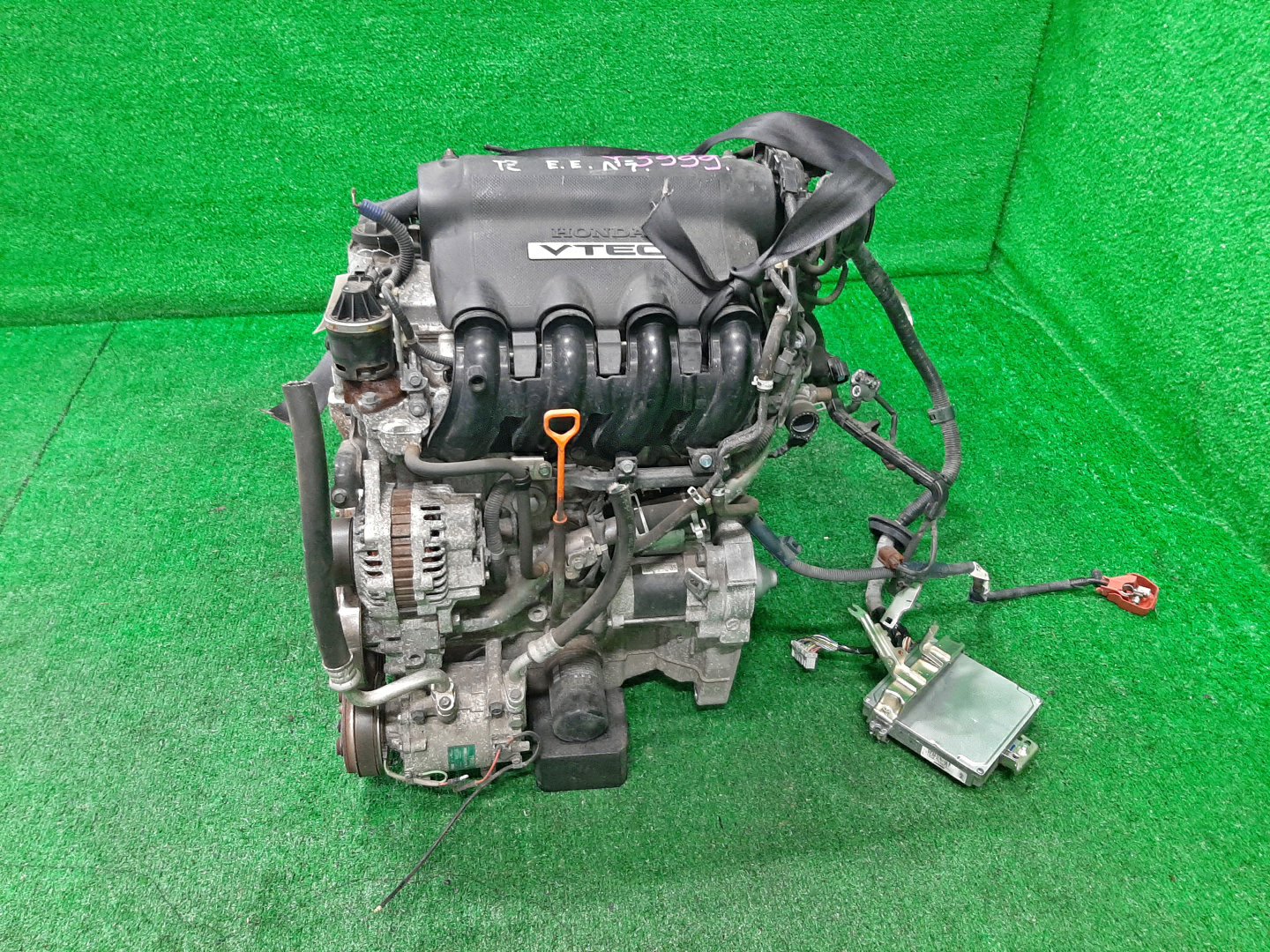 Двигатель HONDA AIRWAVE GJ1, GJ2 L15A VTEC 4 ракурс