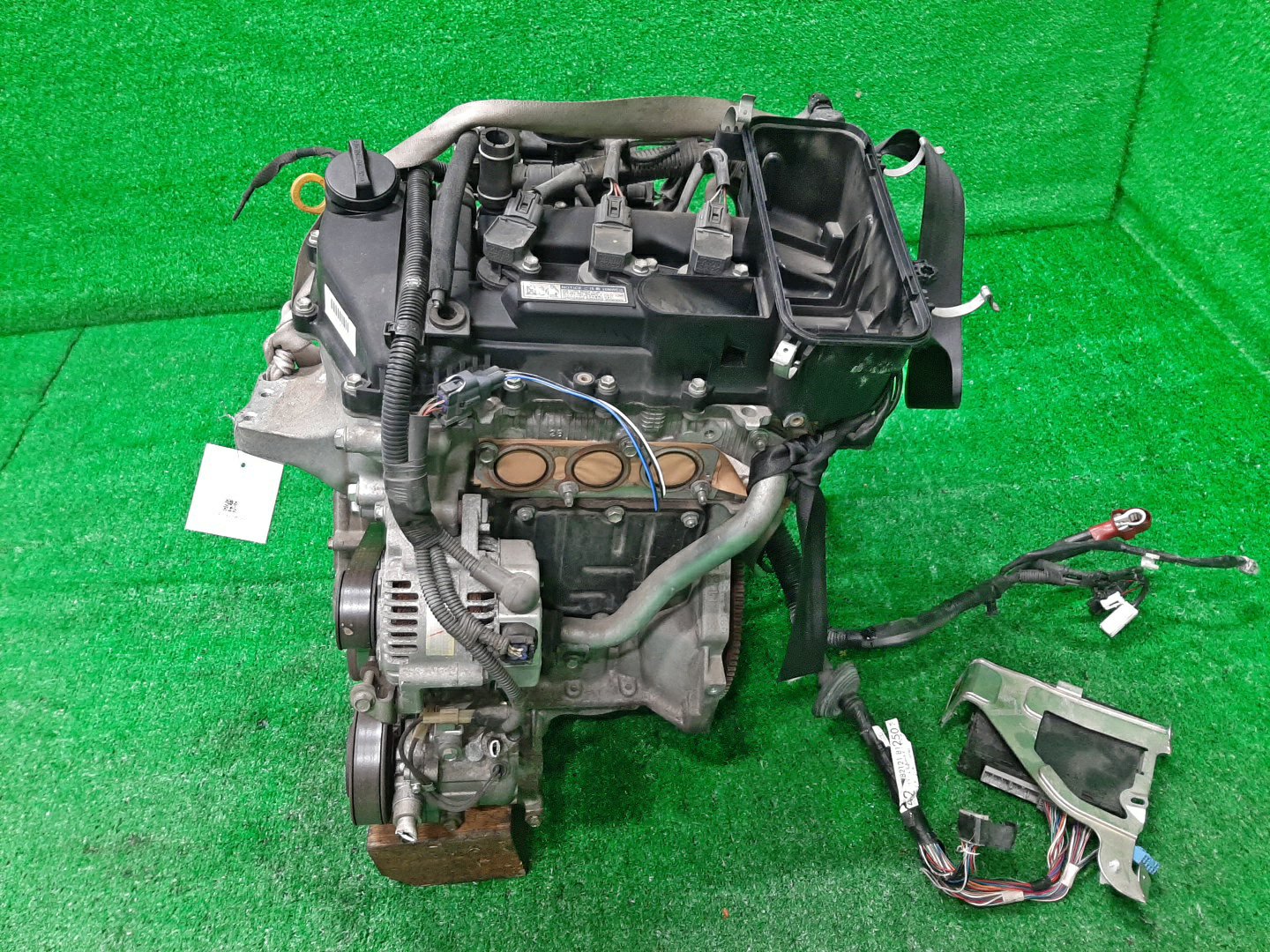 Двигатель TOYOTA PASSO, BOON KGC15, KGC10, M310S, M300S 1KR-FE 0918142 4 ракурс