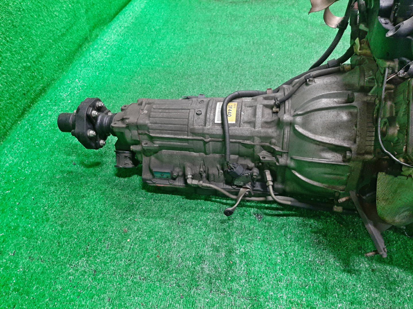 Двигатель TOYOTA CROWN MAJESTA UZS171, UZS175 1UZ-FE SET-VVTI 5 ракурс