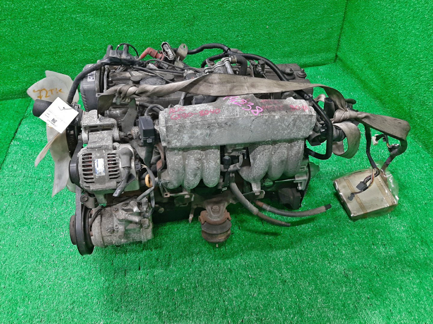 Двигатель TOYOTA CHASER, CRESTA, MARK II GX90 1G-FE TPAM 4 ракурс